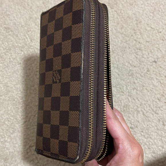 Wallet - Picture 8 of 8